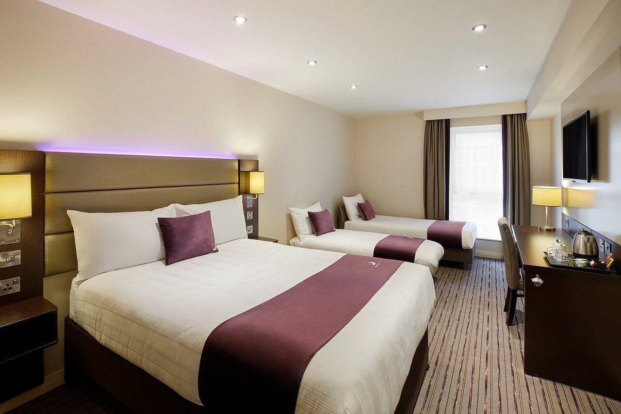 Premier Inn Leeds City Centre Екстериор снимка